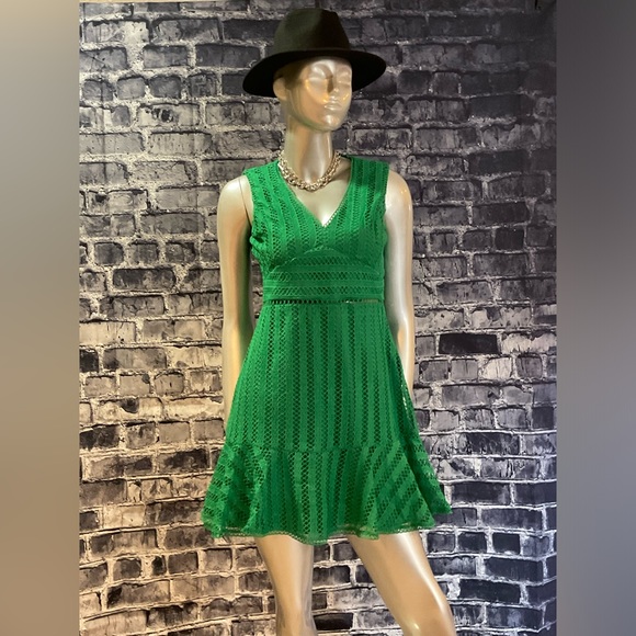 Green Netted 2 Layer Midi Spring Dress - Picture 2 of 9